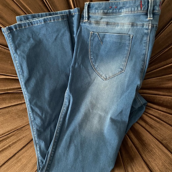 GUESS JEANS - Picture 3 of 4